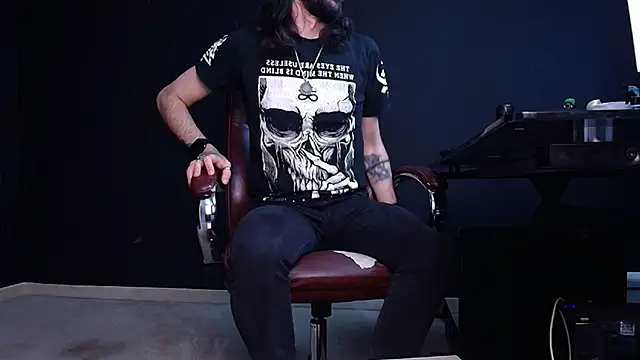 AxelColton online show from November 12, 2025, 11:14 am