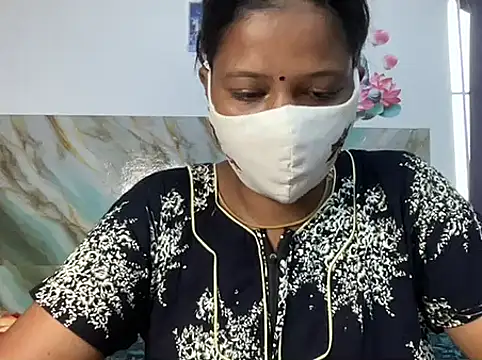 Tamil Sanjana  online show from May 13, 2026, 1:12 am