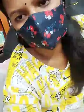 Snapshot of Tamil_Sanjana_ chatting on March 19, 2025, 4:13 pm Tamil Sanjana online show from March 19, 2025, 4:13 pm