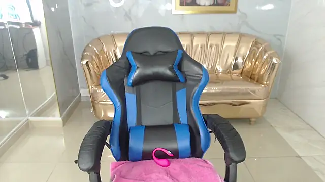 Snapshot of honey_torres_sub chatting on March 19, 2025, 12:56 pm honey torres sub online show from March 19, 2025, 12:56 pm