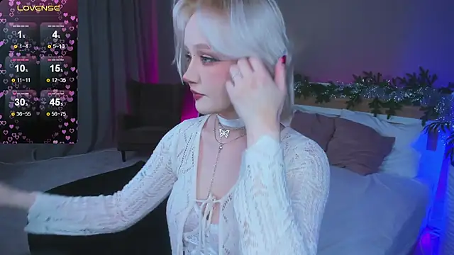 Snapshot of Ada_Reese chatting on January 21, 2025, 3:04 am Ada Reese online show from January 21, 2025, 3:04 am