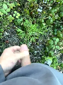 BobMeinster online show from November 21, 2025, 1:32 pm