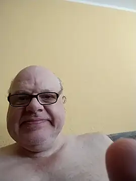 Snapshot of jk6t chatting on May 4, 2026, 10:40 am jk6t online show from May 4, 2026, 10:40 am