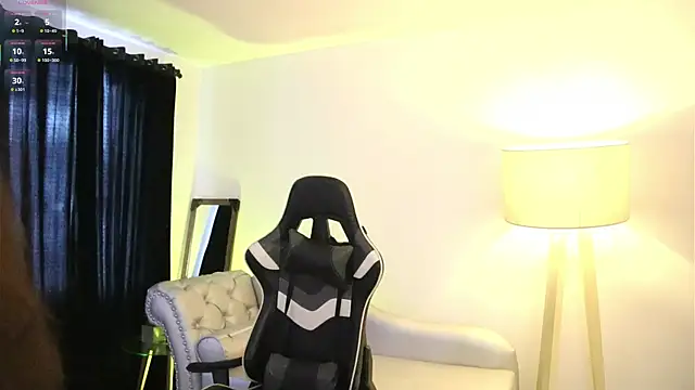 Daisha Riley online show from October 30, 2025, 4:37 pm