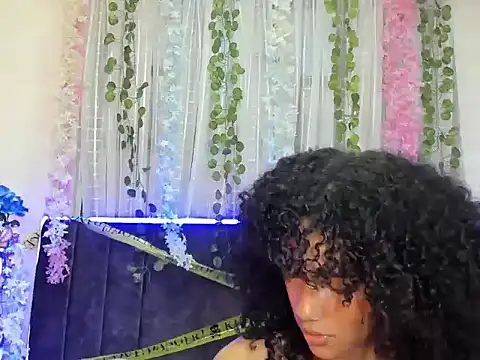 CintiaWalker online show from October 20, 2025, 12:27 pm