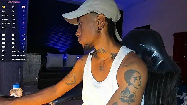 JhonyMiller  online show from April 5, 2026, 8:48 pm