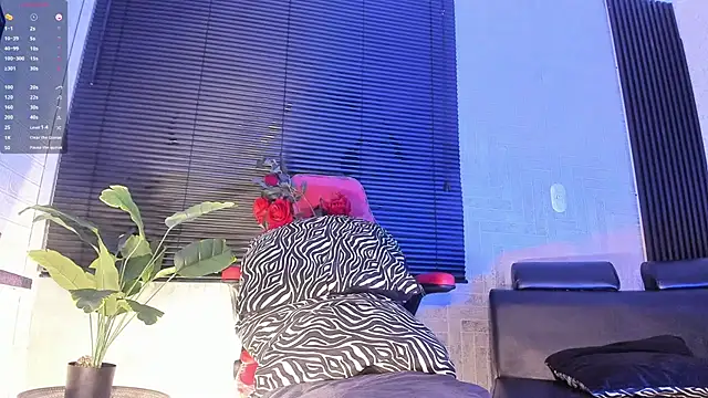 JhonyMiller  online show from November 13, 2025, 8:35 pm