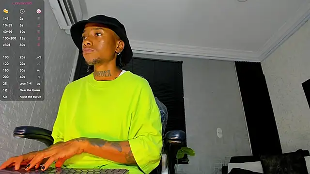 Snapshot of JhonyMiller_ chatting on June 26, 2026, 8:36 pm JhonyMiller online show from June 26, 2026, 8:36 pm