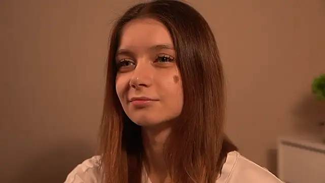 Snapshot of Hi_my_name_is chatting on March 28, 2026, 3:57 pm Hi my name is online show from March 28, 2026, 3:57 pm