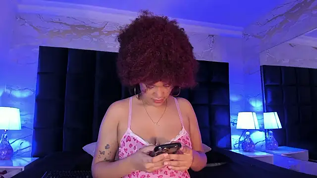 loladupont online show from January 9, 2026, 3:13 am