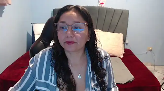 AngelRouss online show from February 22, 2025, 8:09 pm