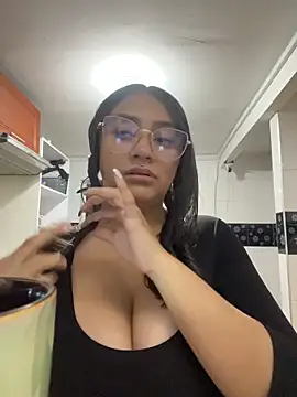 michell boobs  online show from October 21, 2025, 1:21 pm