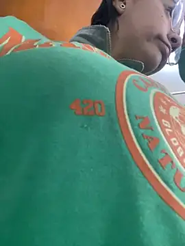 michell boobs  online show from October 15, 2025, 1:41 pm