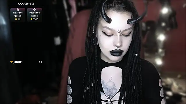 alexx succubus online show from May 29, 2026, 2:17 am