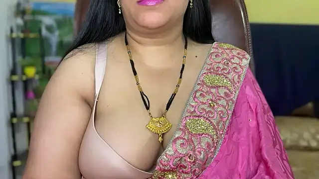 Snapshot of FlatVincy4 chatting on February 3, 2026, 4:10 am FlatVincy4 online show from February 3, 2026, 4:10 am