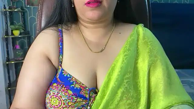 Snapshot of FlatVincy4 chatting on February 28, 2026, 4:23 am FlatVincy4 online show from February 28, 2026, 4:23 am