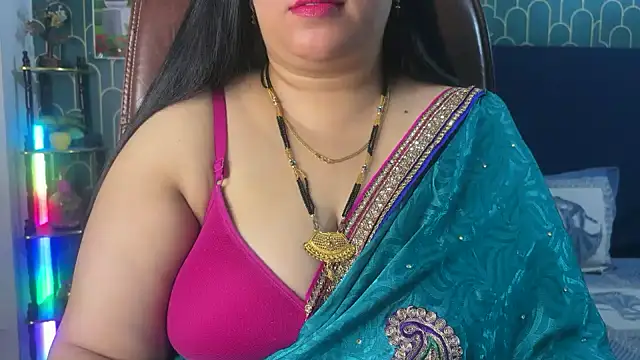 Snapshot of FlatVincy4 chatting on March 2, 2026, 5:08 am FlatVincy4 online show from March 2, 2026, 5:08 am