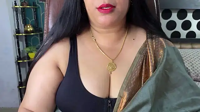 FlatVincy4 online show from May 5, 2026, 8:17 am