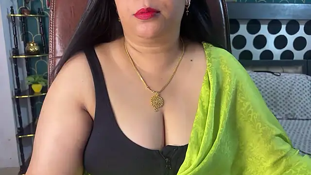 FlatVincy4 online show from May 11, 2026, 7:54 am