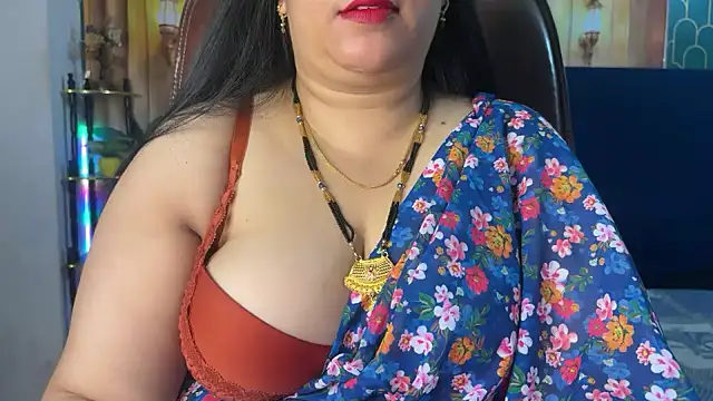 Snapshot of FlatVincy4 chatting on March 5, 2026, 3:47 am FlatVincy4 online show from March 5, 2026, 3:47 am