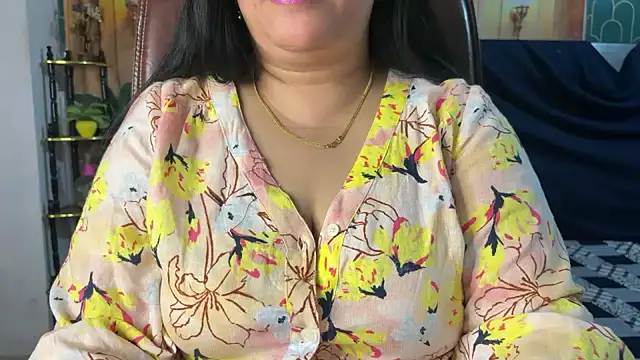 Snapshot of FlatVincy4 chatting on March 28, 2026, 6:36 am FlatVincy4 online show from March 28, 2026, 6:36 am