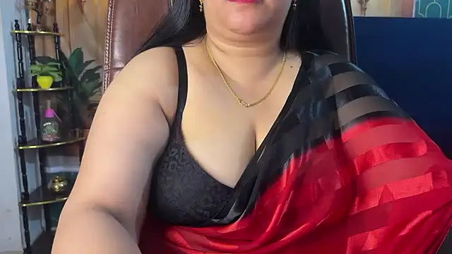 Snapshot of FlatVincy4 chatting on March 9, 2026, 8:18 am FlatVincy4 online show from March 9, 2026, 8:18 am