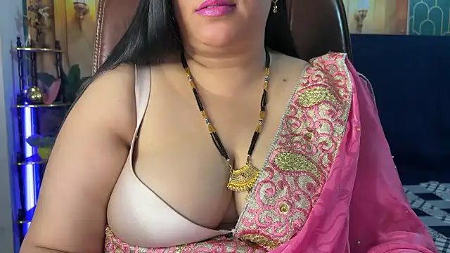 Snapshot of FlatVincy4 chatting on April 12, 2026, 3:15 pm FlatVincy4 online show from April 12, 2026, 3:15 pm