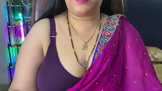 Snapshot of FlatVincy4 chatting on January 19, 2026, 5:11 am FlatVincy4 online show from January 19, 2026, 5:11 am