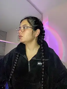 Snapshot of Rosita_forever_ chatting on March 4, 2026, 8:22 am Rosita forever online show from March 4, 2026, 8:22 am