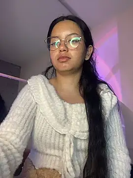 Snapshot of Rosita_forever_ chatting on April 22, 2026, 9:05 am Rosita forever online show from April 22, 2026, 9:05 am