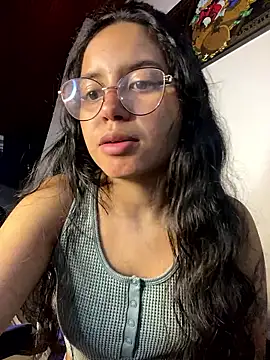 Snapshot of Rosita_forever_ chatting on January 18, 2026, 3:43 am Rosita forever online show from January 18, 2026, 3:43 am