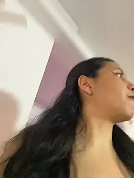 Snapshot of Rosita_forever_ chatting on May 21, 2026, 4:59 pm Rosita forever online show from May 21, 2026, 4:59 pm