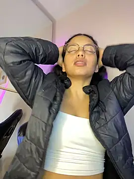 Snapshot of Rosita_forever_ chatting on March 27, 2026, 8:26 am Rosita forever online show from March 27, 2026, 8:26 am