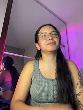 Snapshot of Rosita_forever_ chatting on May 6, 2026, 9:30 pm Rosita forever online show from May 6, 2026, 9:30 pm