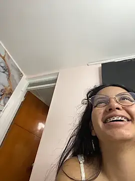 Snapshot of Rosita_forever_ chatting on March 21, 2026, 3:49 pm Rosita forever online show from March 21, 2026, 3:49 pm