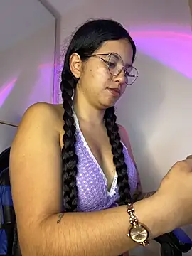 Snapshot of Rosita_forever_ chatting on March 24, 2026, 6:41 pm Rosita forever online show from March 24, 2026, 6:41 pm