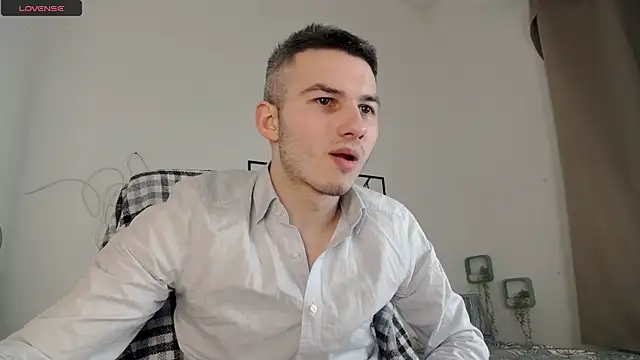 Snapshot of Devin_Jay chatting on February 11, 2025, 7:59 pm Devin Jay online show from February 11, 2025, 7:59 pm