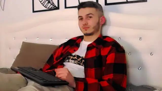 Snapshot of Devin_Jay chatting on March 3, 2025, 1:45 pm Devin Jay online show from March 3, 2025, 1:45 pm