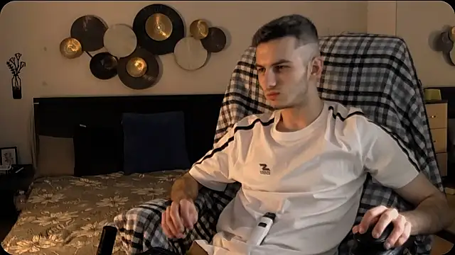 Snapshot of Devin_Jay chatting on January 12, 2026, 12:23 pm Devin Jay online show from January 12, 2026, 12:23 pm