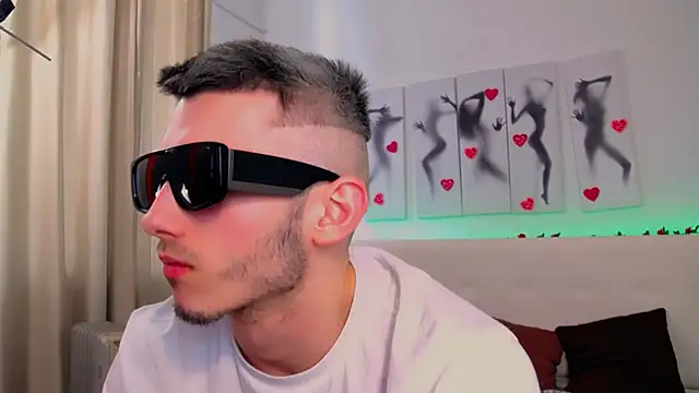 Snapshot of Devin_Jay chatting on February 27, 2025, 8:13 am Devin Jay online show from February 27, 2025, 8:13 am