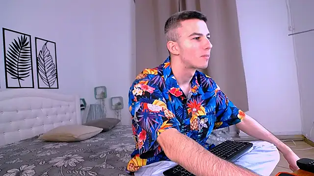 Snapshot of Devin_Jay chatting on February 13, 2025, 8:13 pm Devin Jay online show from February 13, 2025, 8:13 pm