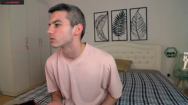 Snapshot of Devin_Jay chatting on February 3, 2025, 11:15 pm Devin Jay online show from February 3, 2025, 11:15 pm