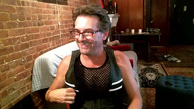 Snapshot of Johnny_Bottoms chatting on October 28, 2025, 10:41 pm Johnny Bottoms online show from October 28, 2025, 10:41 pm