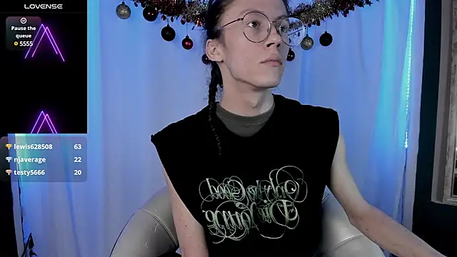 -Kerosene- online show from December 26, 2024, 4:14 pm