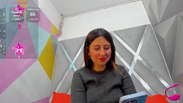 Snapshot of Valeria_grey69 chatting on September 8, 2025, 5:56 pm Valeria grey69 online show from September 8, 2025, 5:56 pm