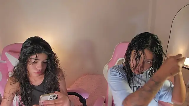 Snapshot of martina_roldam chatting on October 3, 2025, 1:09 am martina roldam online show from October 3, 2025, 1:09 am