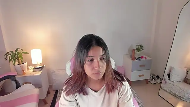 Snapshot of martina_roldam chatting on October 1, 2025, 12:16 am martina roldam online show from October 1, 2025, 12:16 am