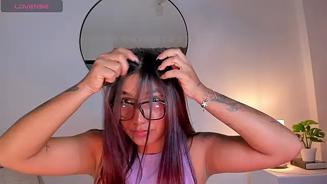 Snapshot of martina_roldam chatting on February 25, 2025, 8:36 am martina roldam online show from February 25, 2025, 8:36 am