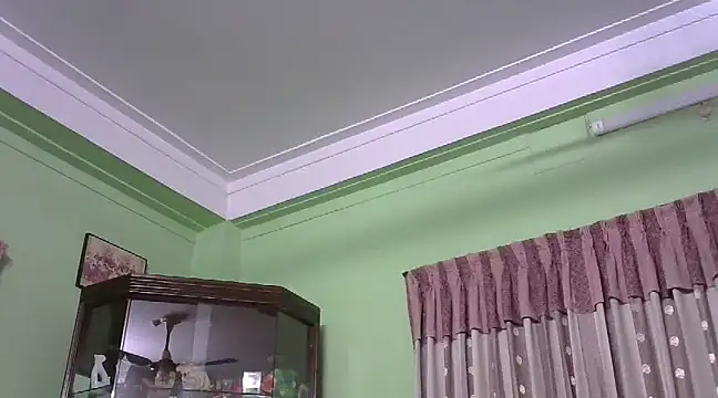 GildanK18 online show from March 21, 2025, 12:18 am