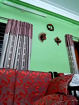 GildanK18 online show from March 5, 2025, 5:29 pm